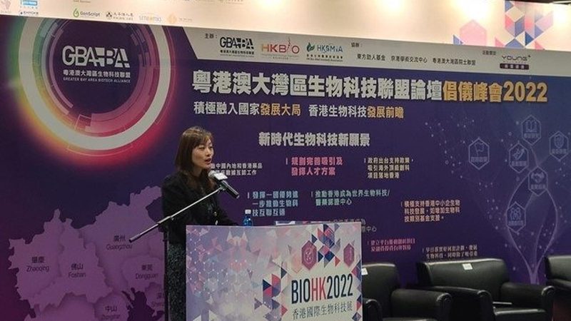 手动与电动移液器：性能差异与适用场景解析**